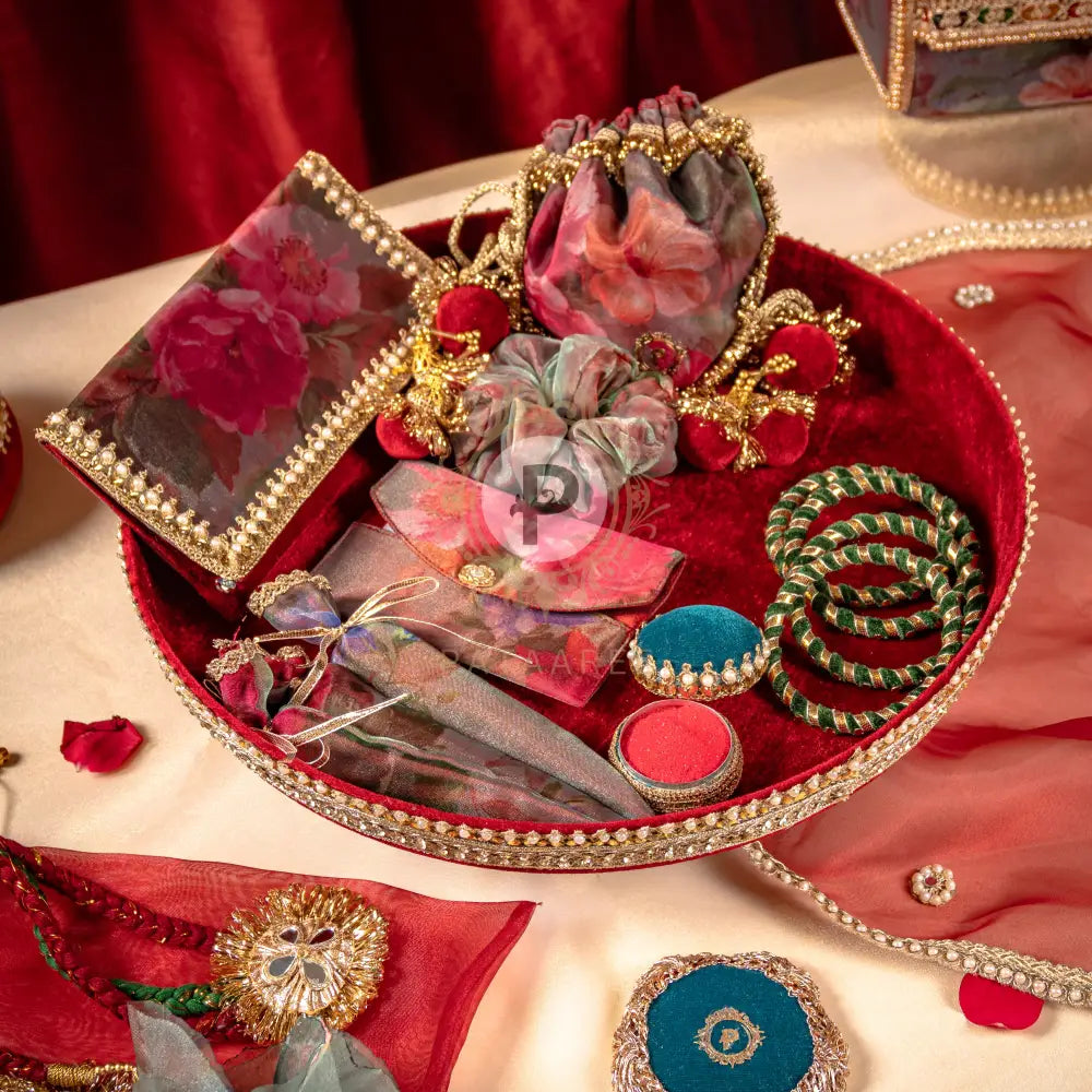 Surkh Teej Set Teej Set