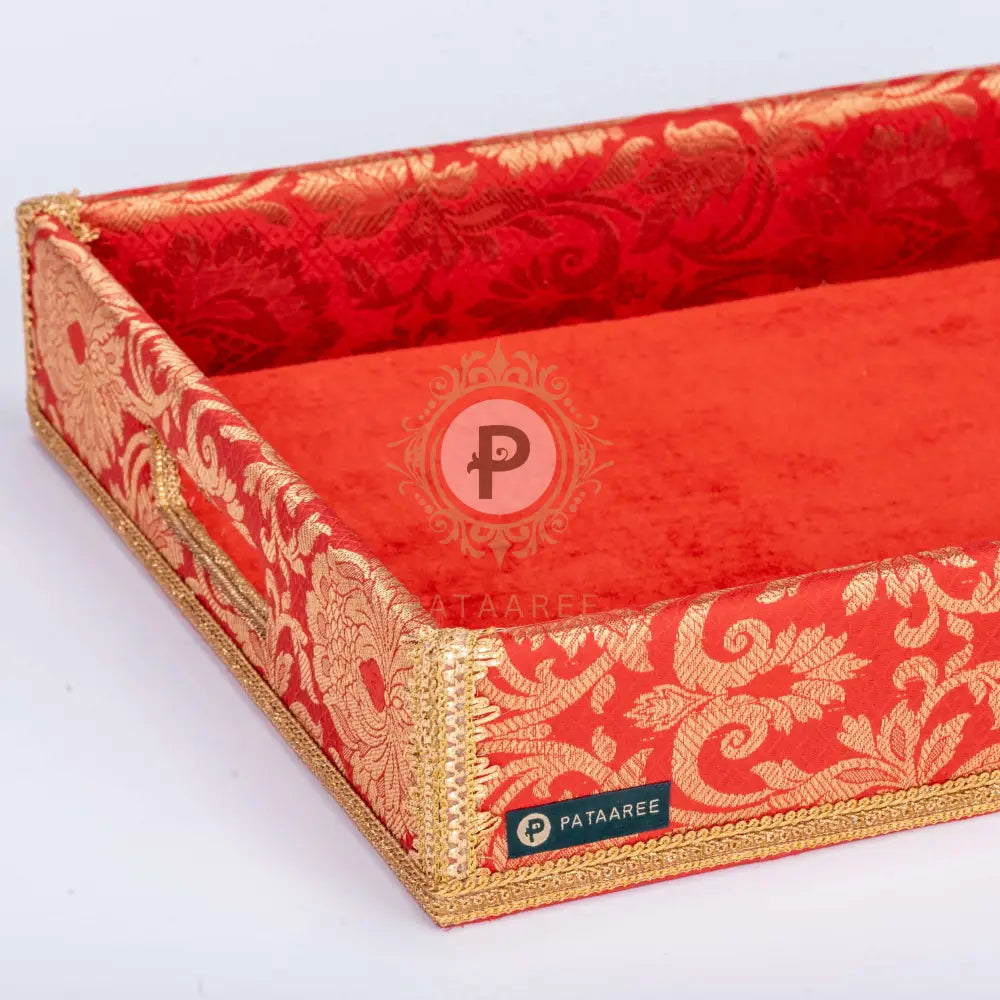 Tray With Cover