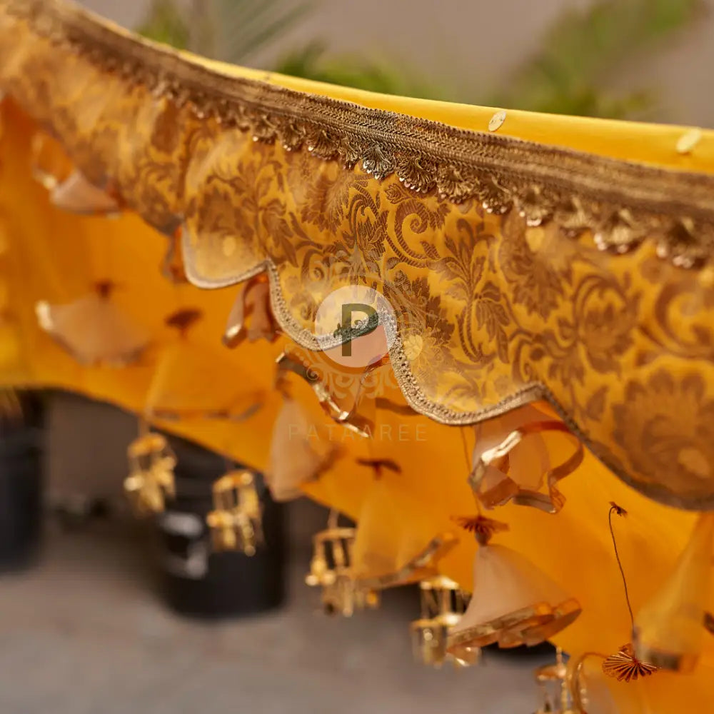 Brocade And Silk Chadar Yellow Gold