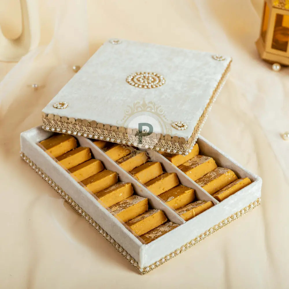 Shop Luxury Zehra Barfi Box: Exquisite Design – Pataaree Studios Pvt Ltd