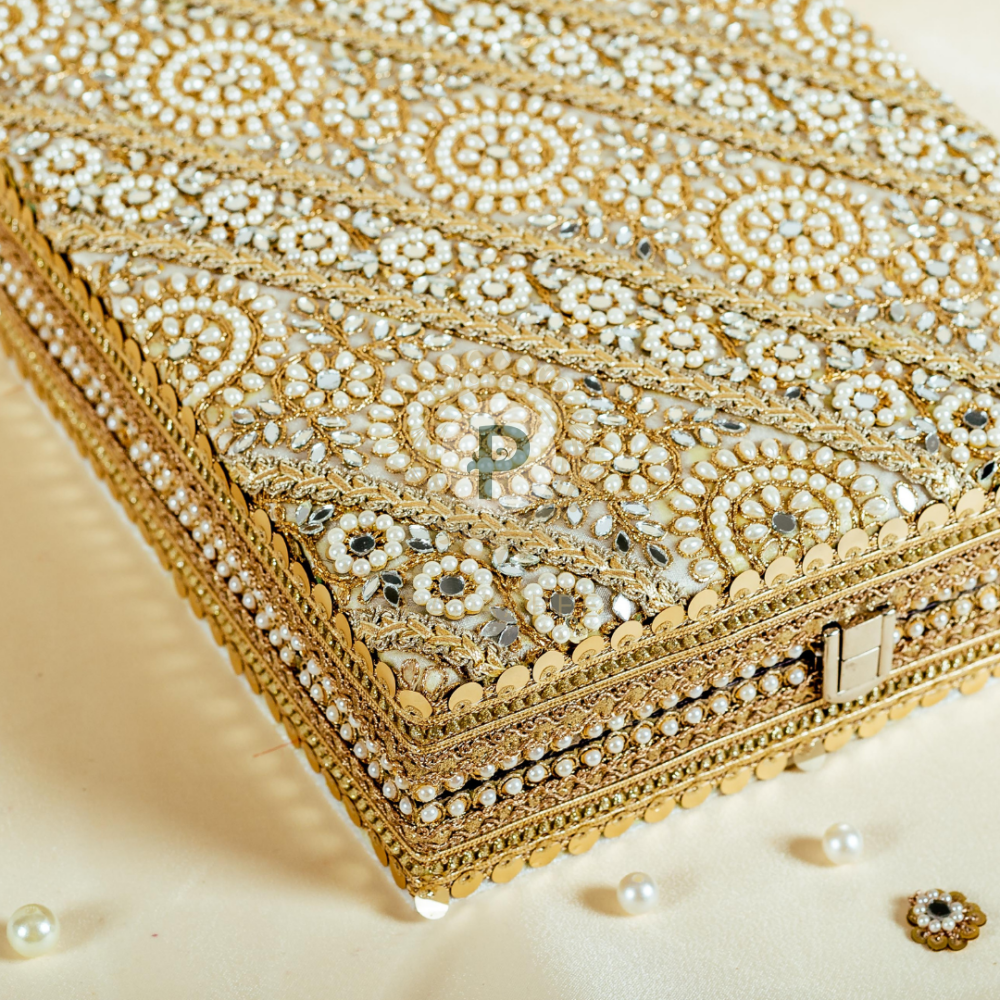 Zehra Choker Box