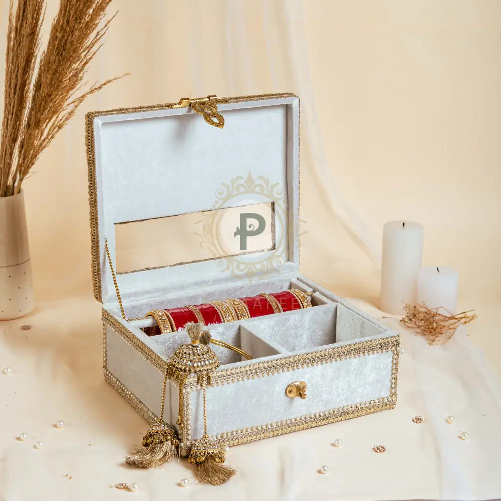 Zehra Chura Kaleera Box