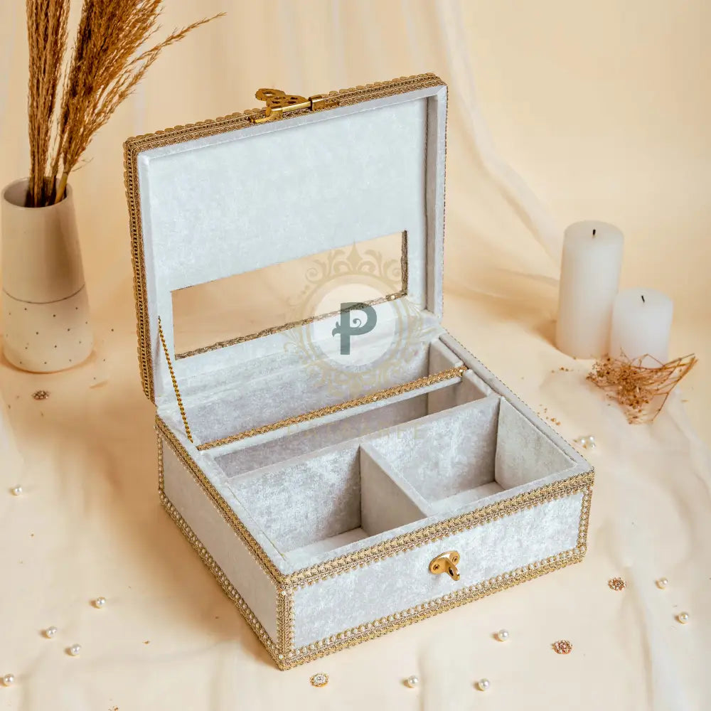 Zehra Chura Kaleera Box
