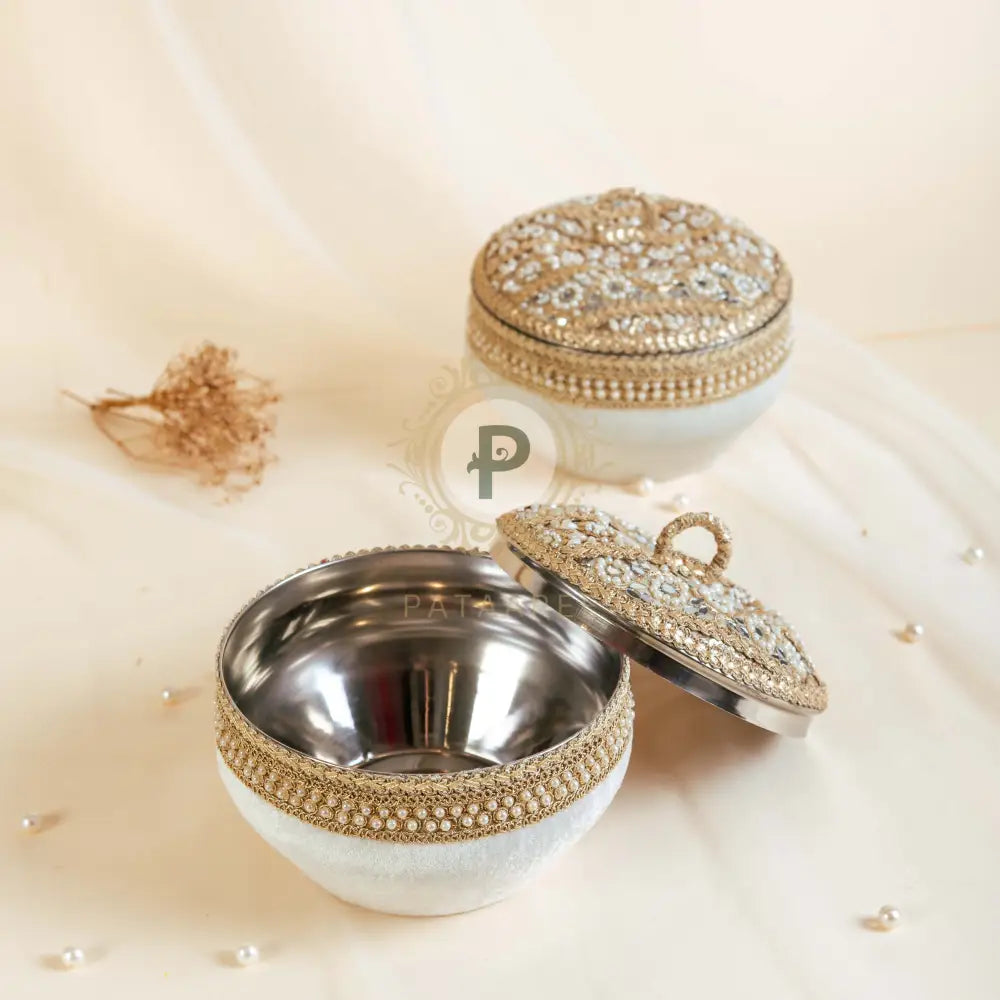 Zehra Ladoo Box 1Kg (Round)