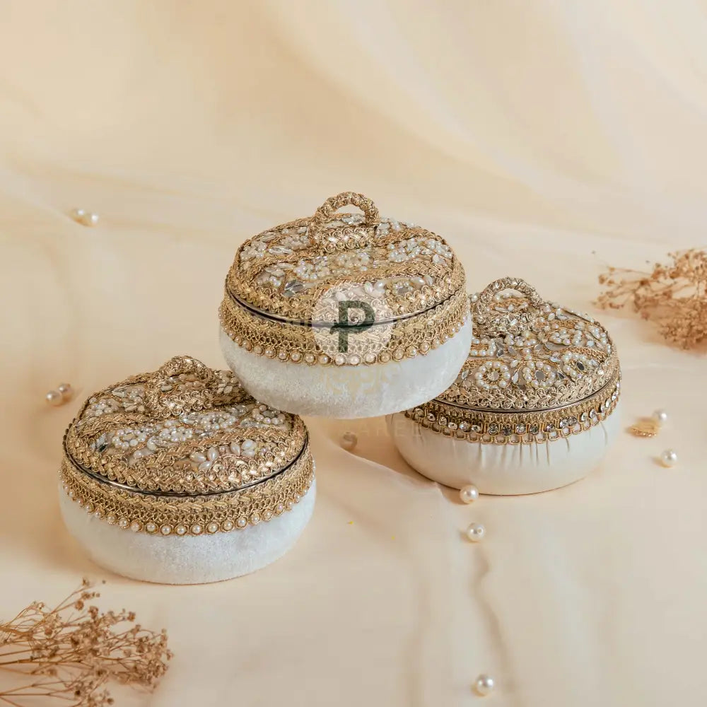 Zehra Ivory Ladoo Box Small Ladoo Box