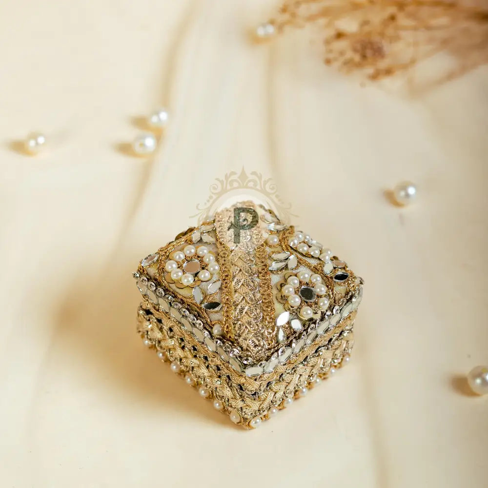 Zehra Ring Box