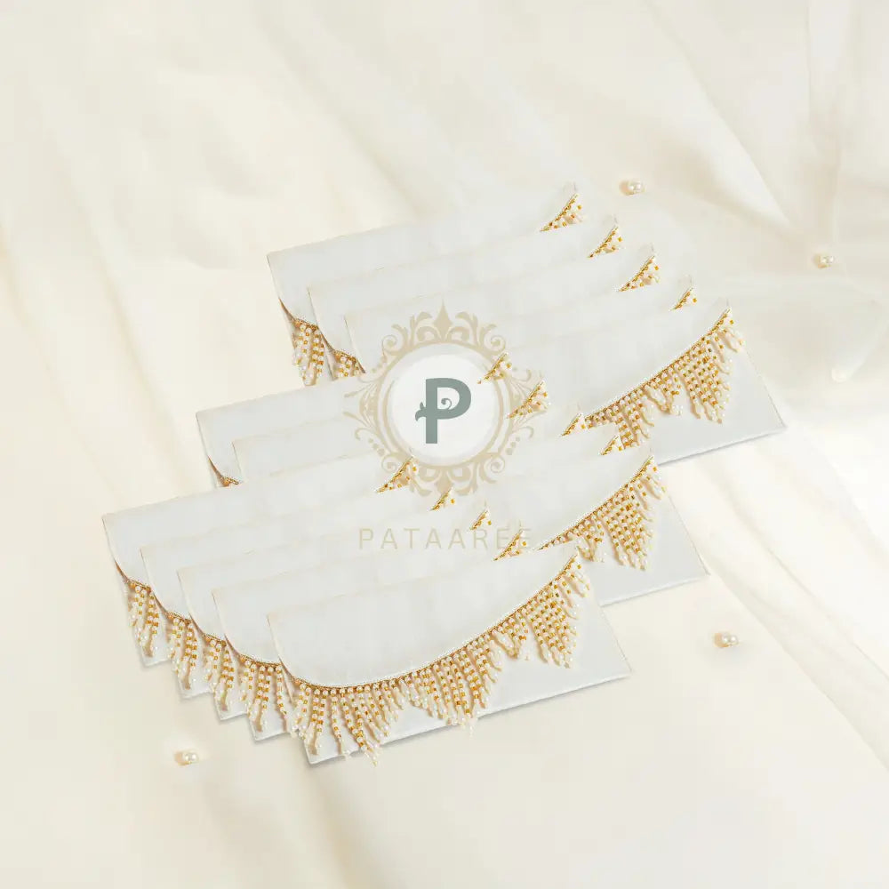 Zehra Ivory Shagun Envelope – Set of 20 Envelope
