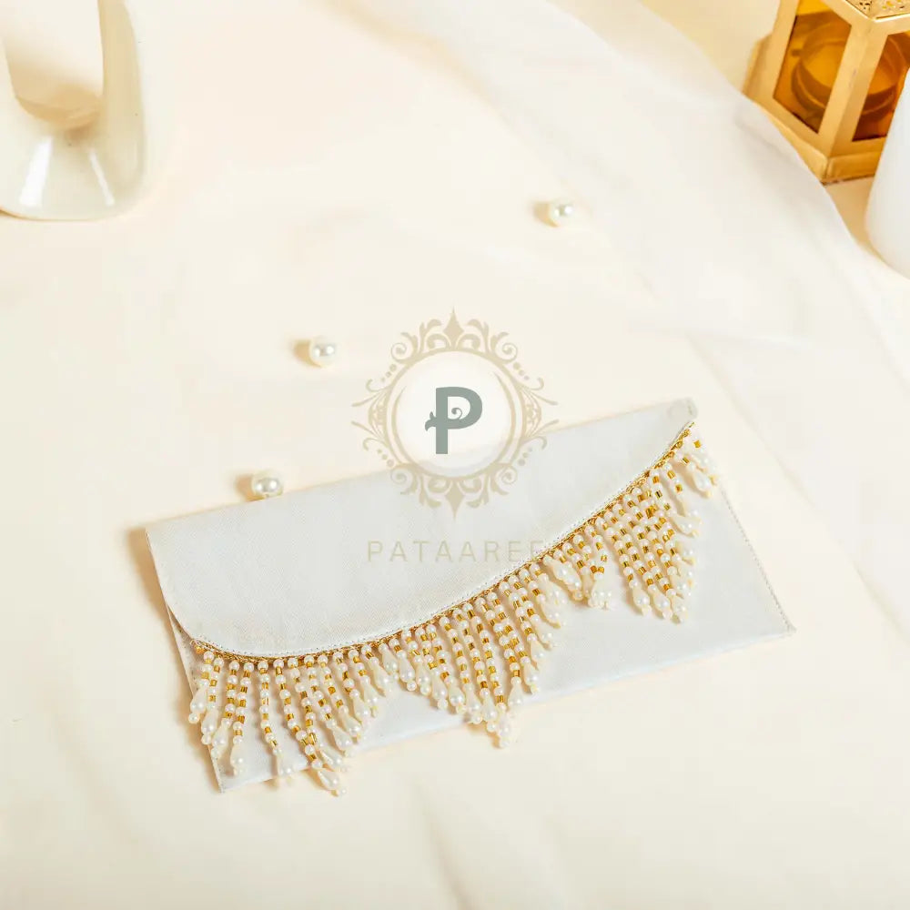 Zehra Envelope Ivory