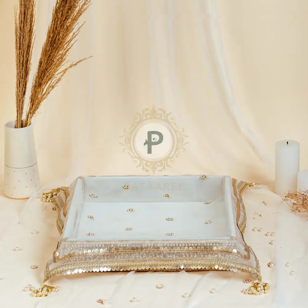 Zehra Tray With Cover Ivory