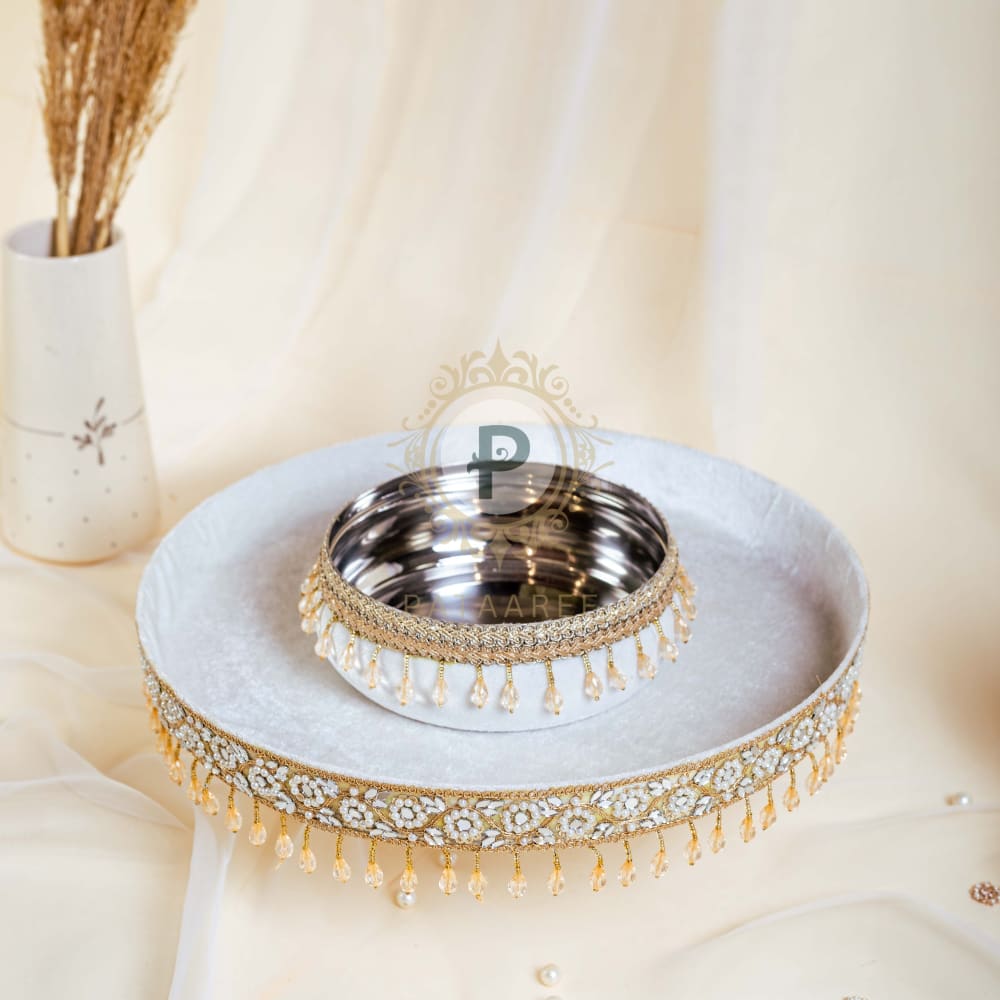 Zehra Thaal With Chura Bowl Ivory