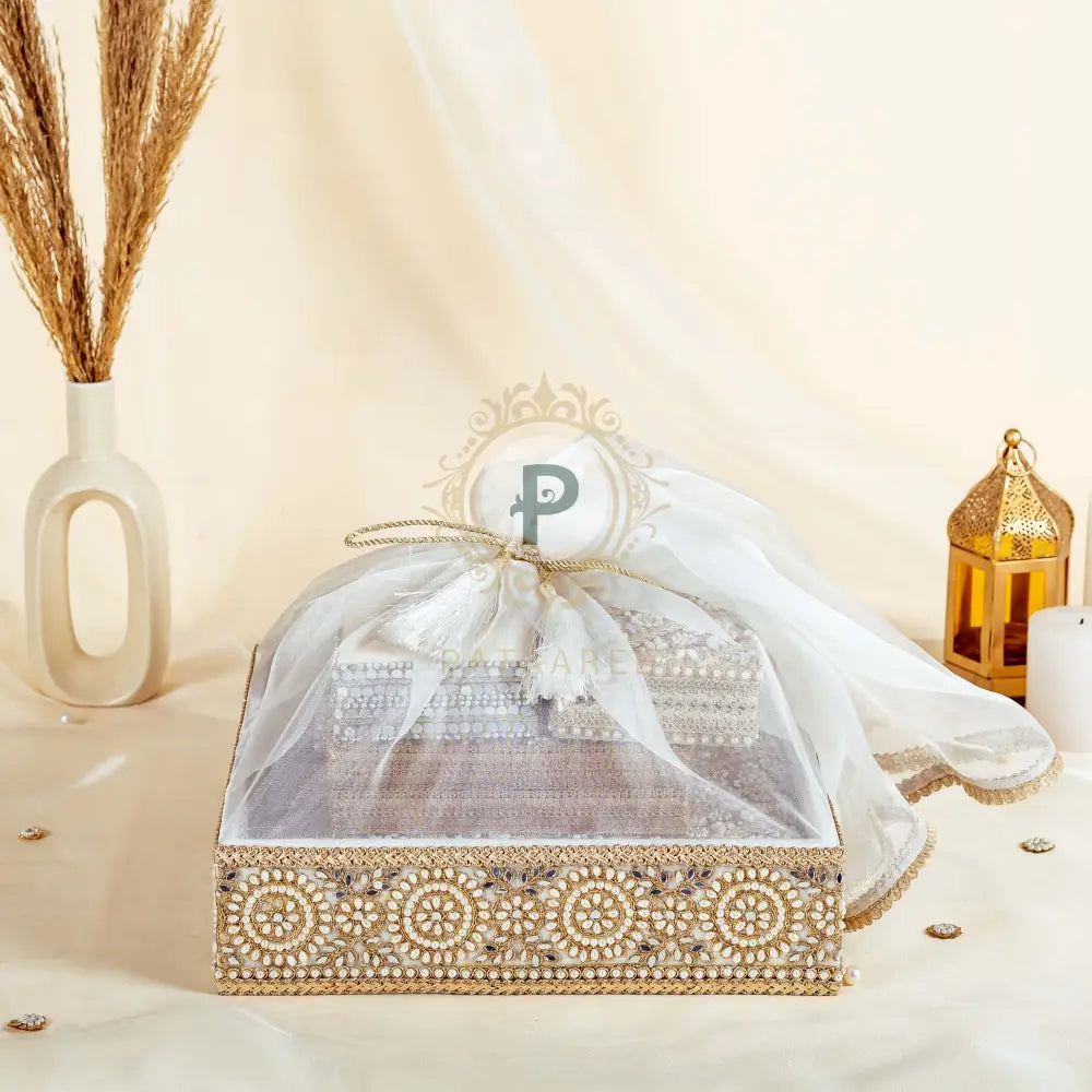 Zehra Tray Tissue Basket Ivory