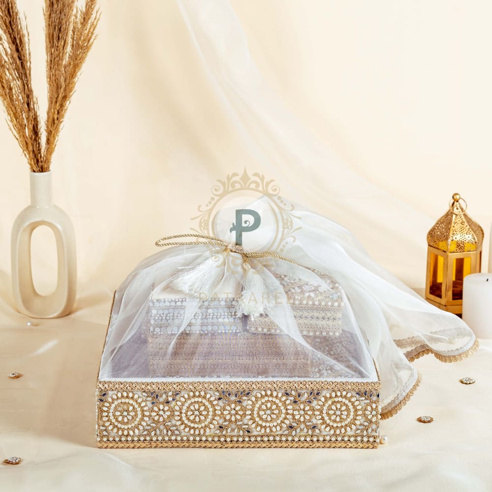 Zehra Tray Tissue Basket Ivory