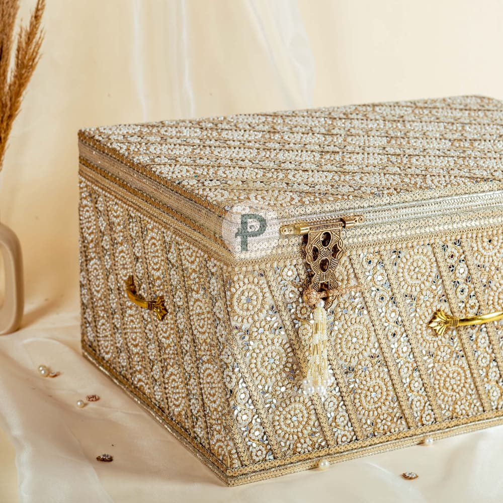 Zehra Trousseau Trunk