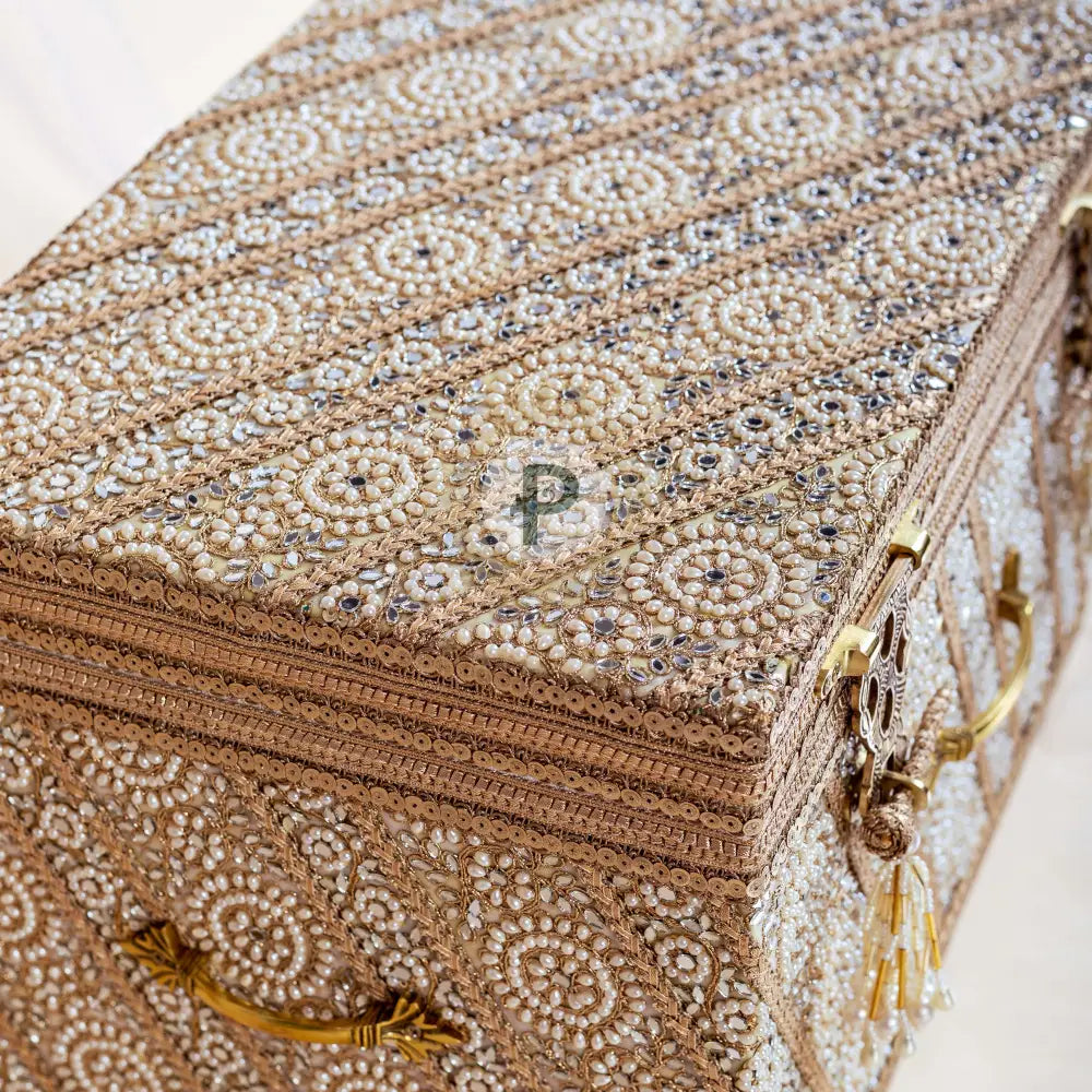 Zehra Trousseau Trunk