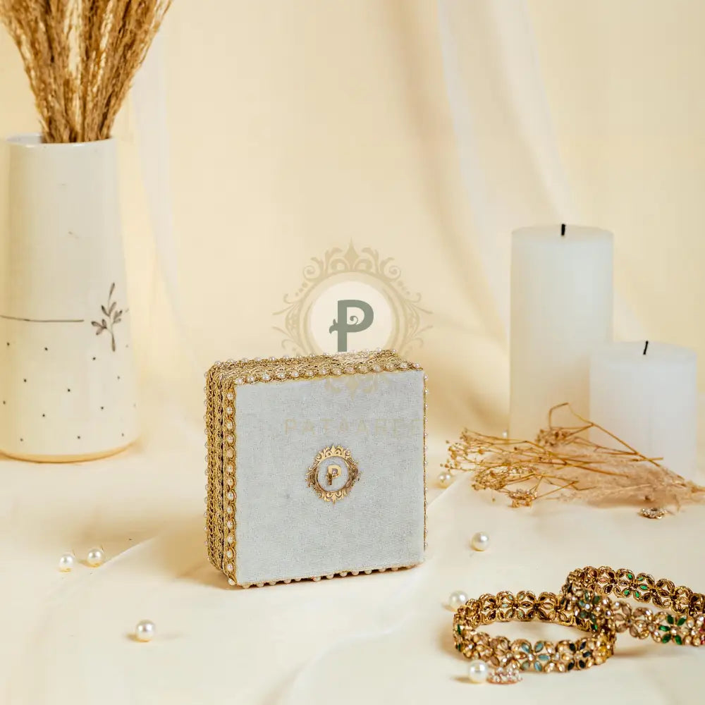 Zehra Kada Box