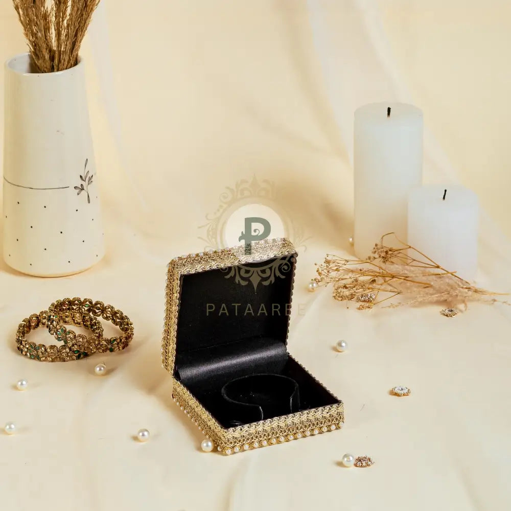 Zehra Kada Box