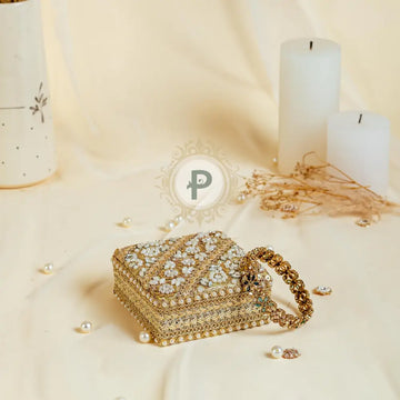 Zehra Kada Box