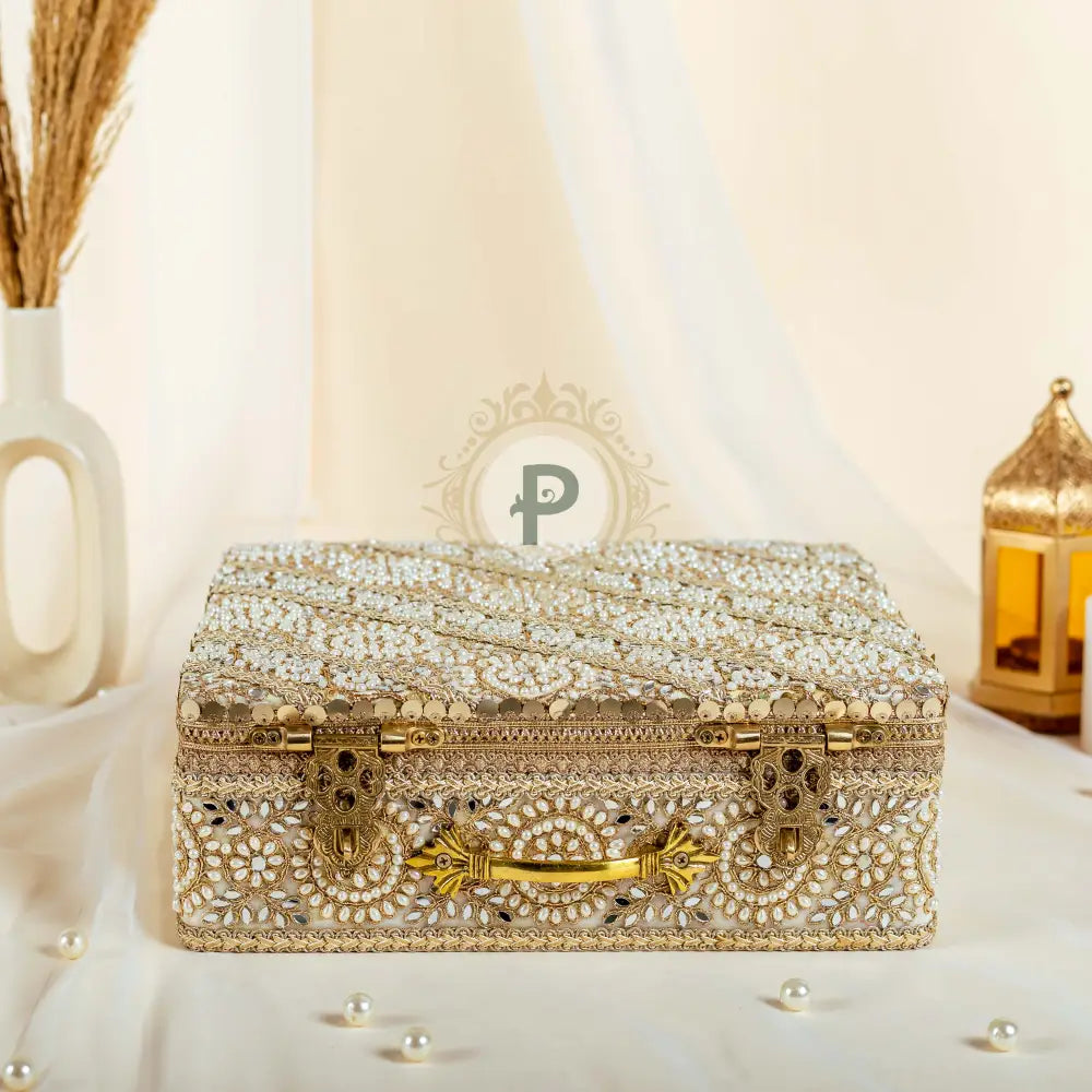 Zehra Mini Trunk