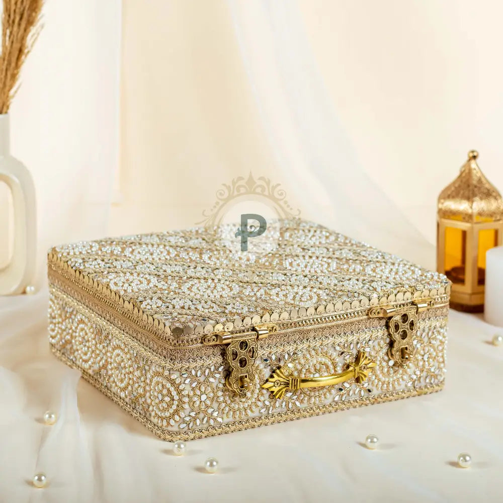 Zehra Mini Trunk