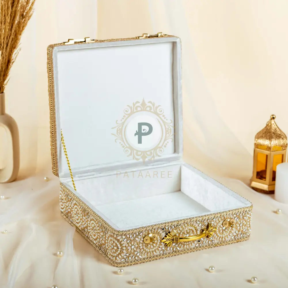 Zehra Mini Trunk