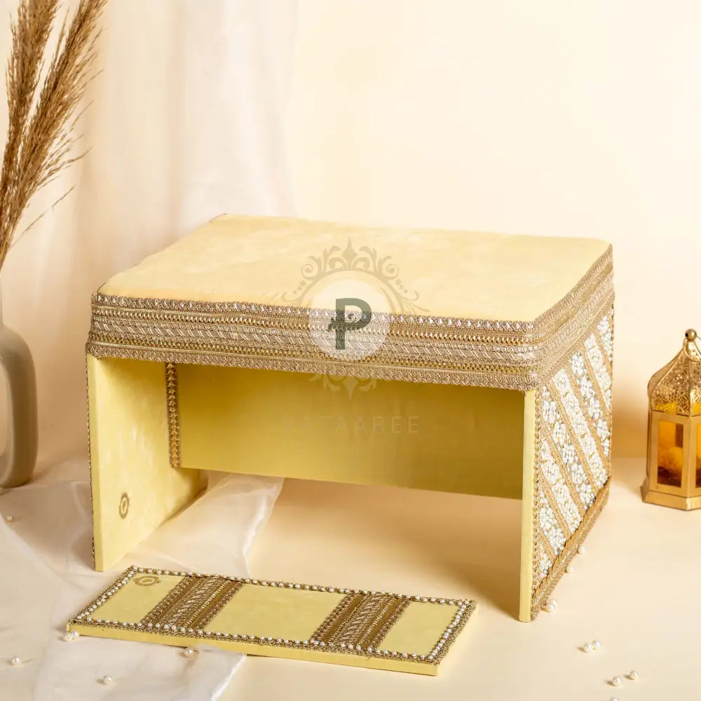 Zehra Peedi With Fatti Pastel Yellow