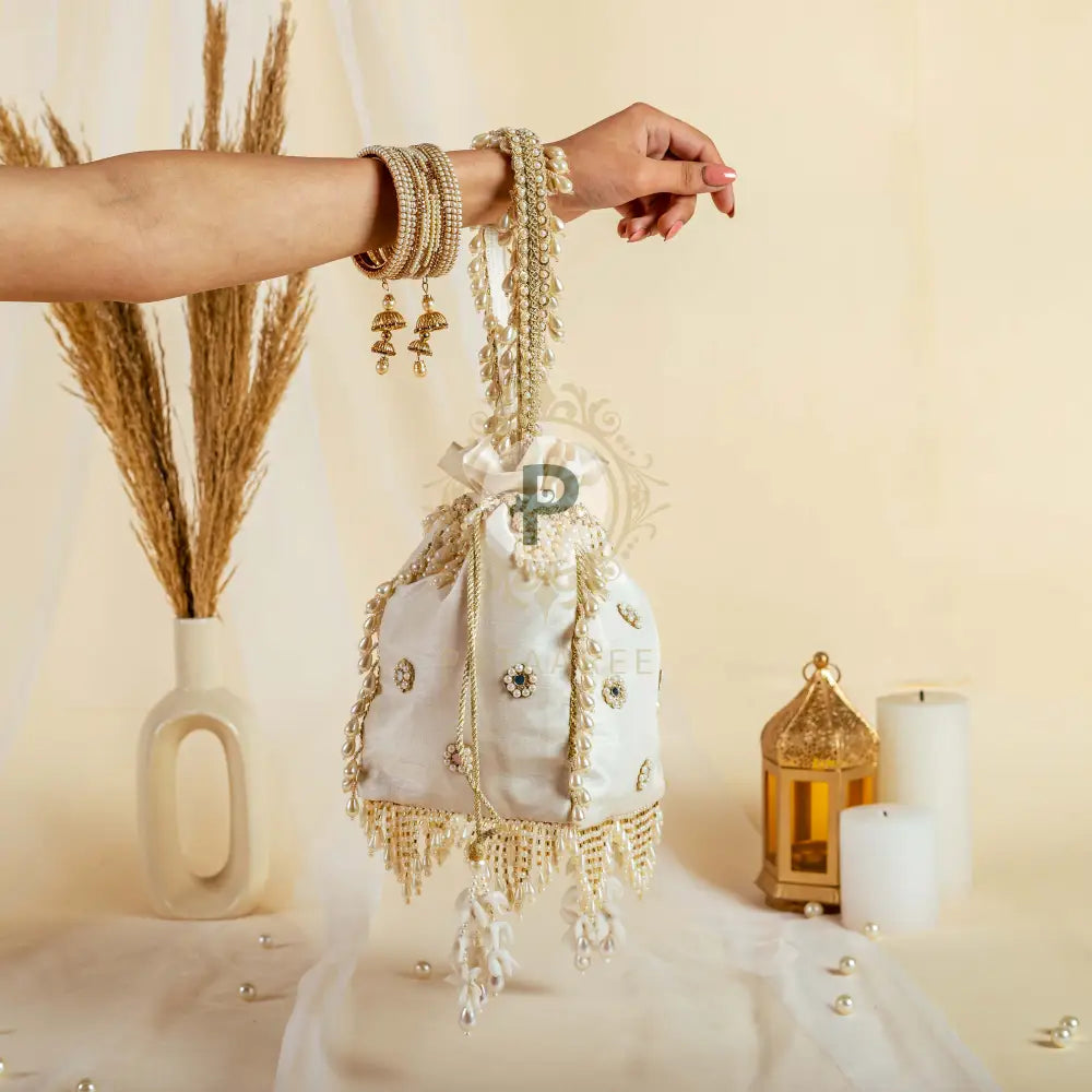 Zehra Potli With Handle