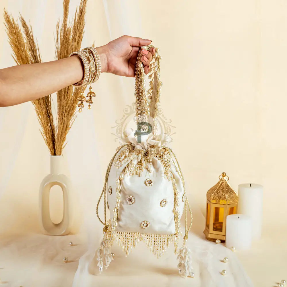 Zehra Potli With Handle