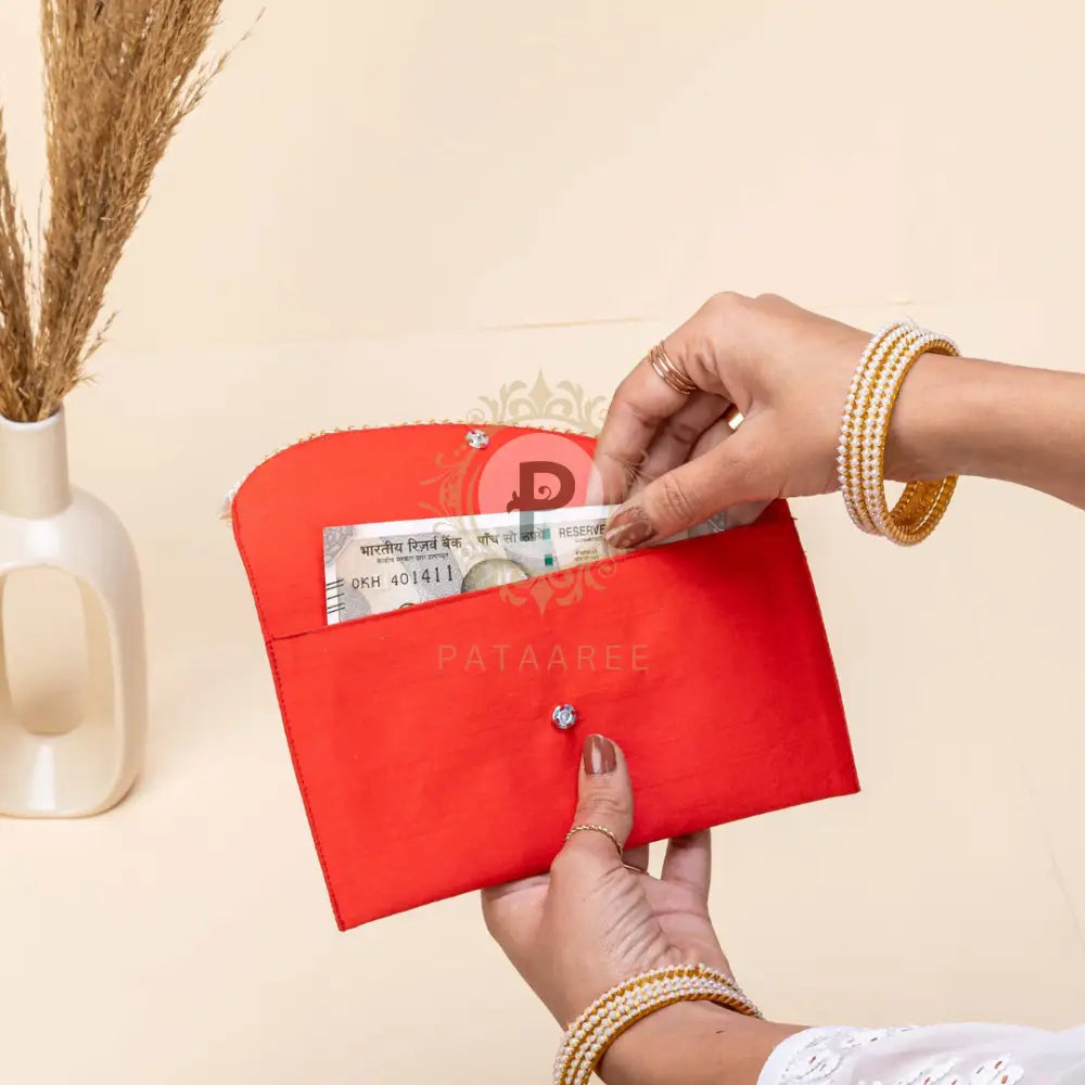 Zehra Envelope