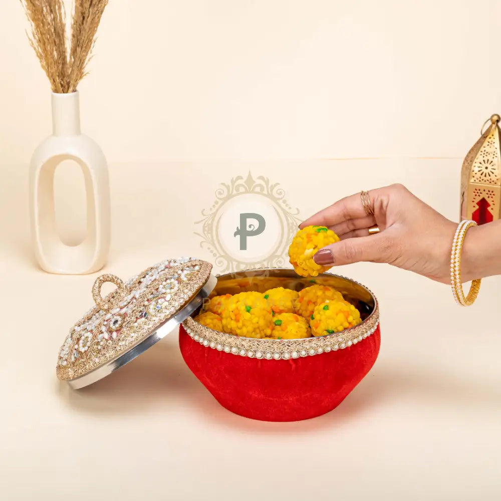 Zehra Ladoo Box 1Kg (Round) Red