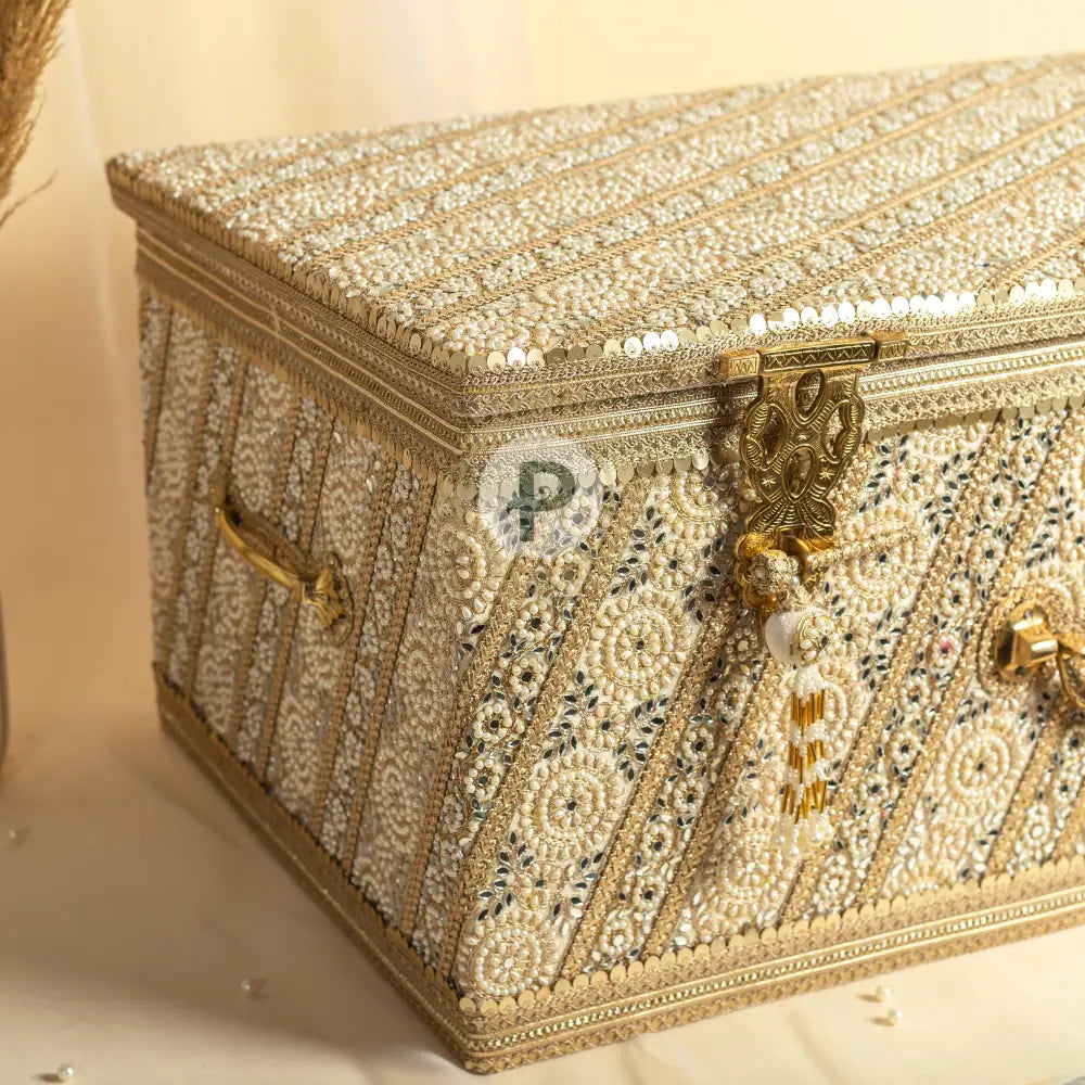 Zehra Trousseau Trunk