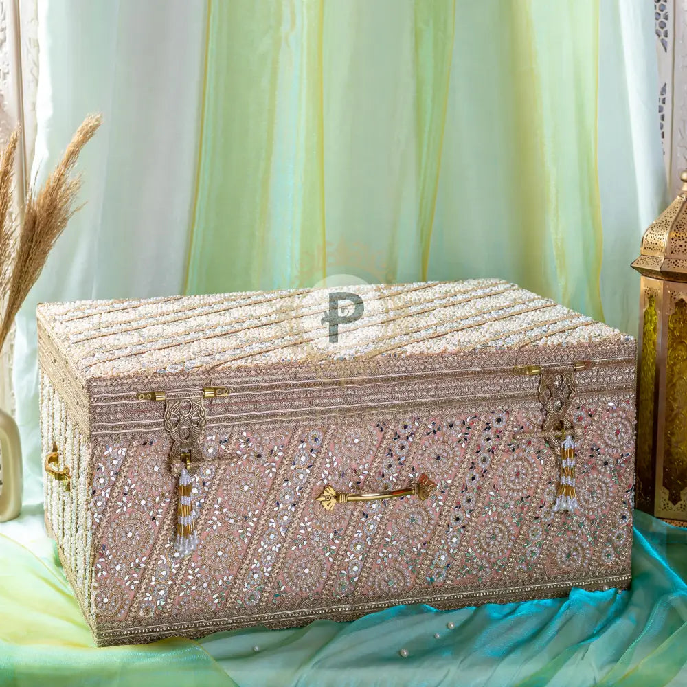 Zehra Trousseau Trunk Peach