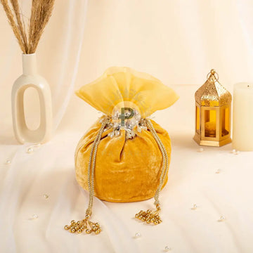 Zehra Velvet Potli Gold