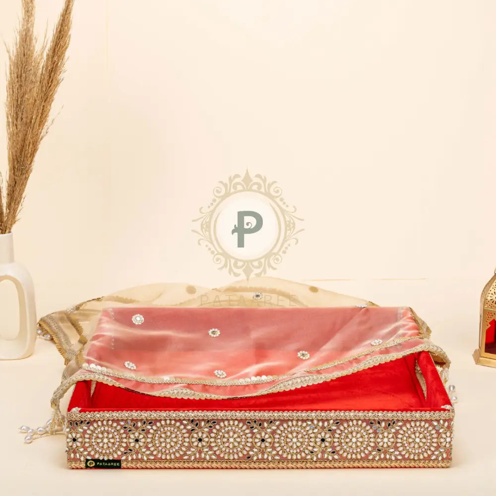 Zehra Tray With Cover Red